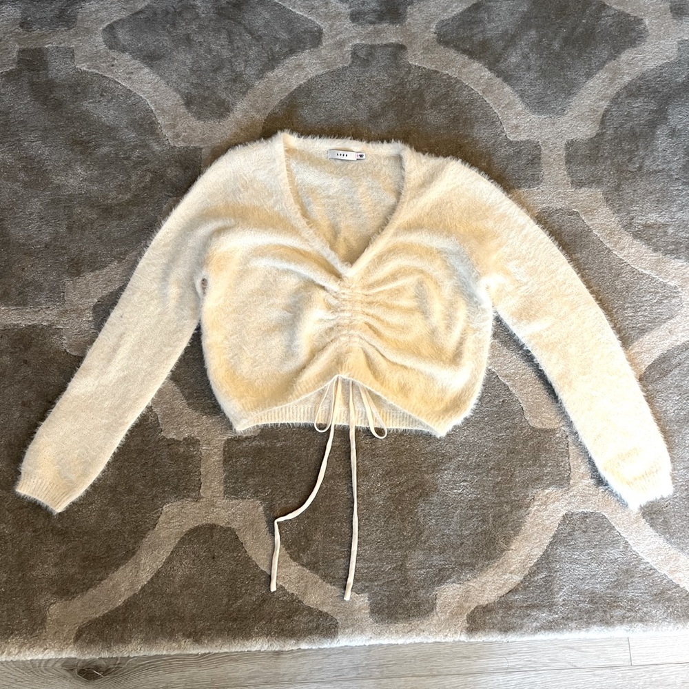 Fuzzy Cropped Sweater